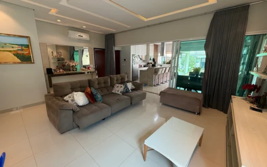 Casa de 3 Suítes + Escritório