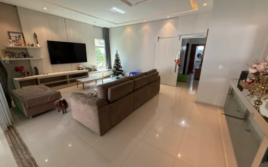 Casa de 3 Suítes + Escritório