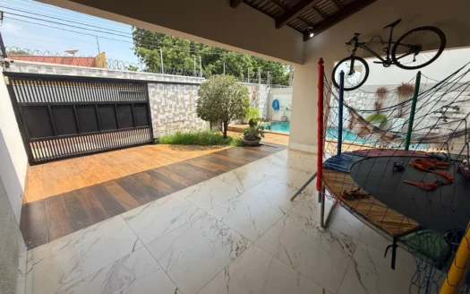 Casa de 3 Suítes + Escritório