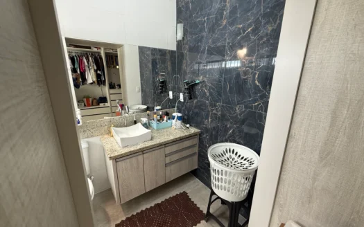 Casa de 3 Suítes + Escritório