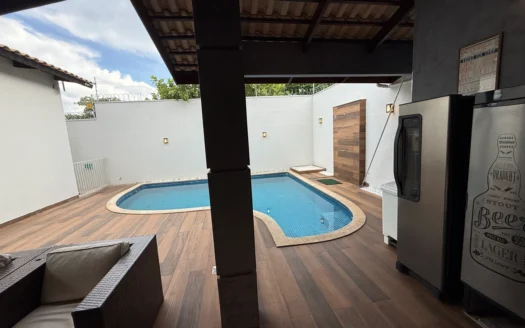 Casa de 3 Suítes na 207 Sul