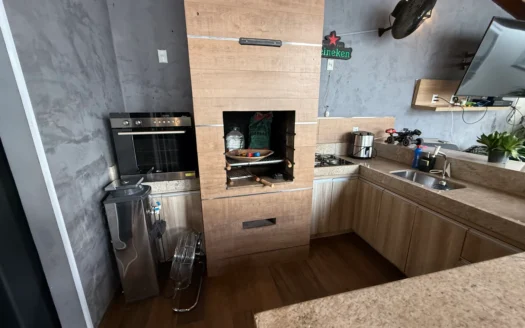 Casa de 3 Suítes na 207 Sul