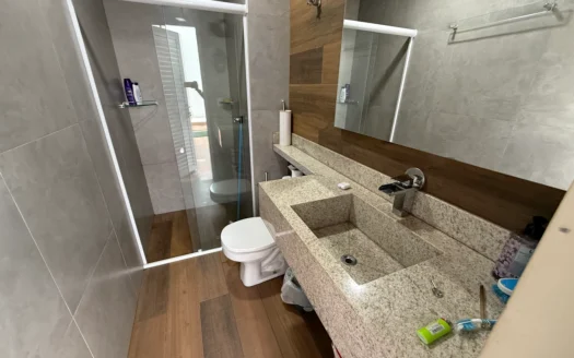 Casa de 3 Suítes na 207 Sul