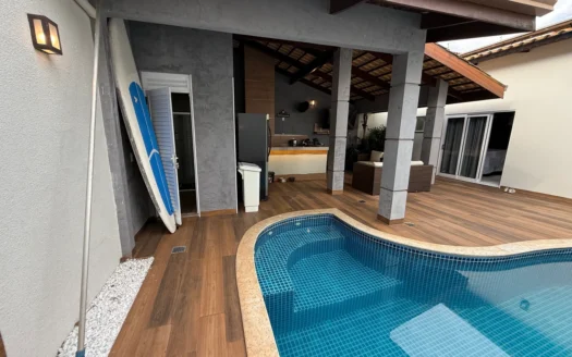 Casa de 3 Suítes na 207 Sul