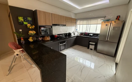 Casa de 3 Suítes na 207 Sul