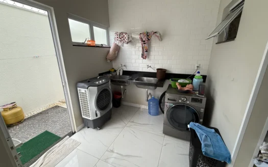 Casa de 3 Suítes na 207 Sul