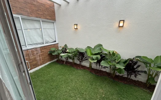 Casa de 3 Suítes na 207 Sul