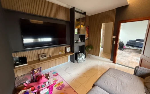 Casa de 3 Suítes na 207 Sul