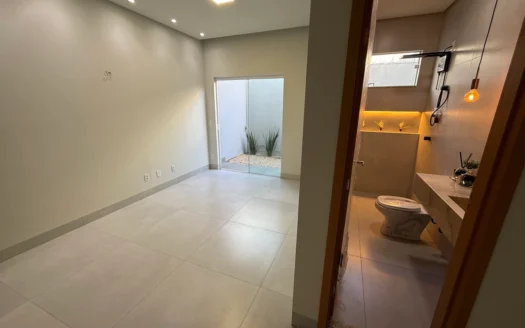 Casa Nova de 3 Suítes