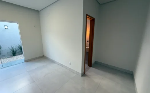 Casa Nova de 3 Suítes