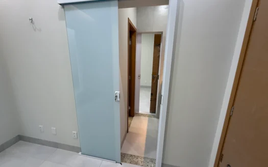 Casa Nova de 3 Suítes