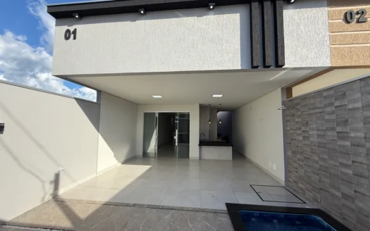Casa Nova de 3 Suítes