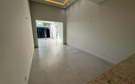 Casa Nova de 3 Suítes