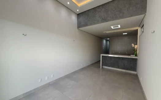 Casa Nova de 3 Suítes