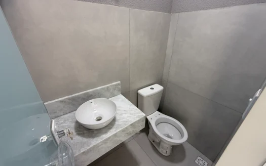 Casa Nova de 3 Suítes