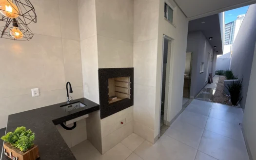 Casa Nova de 3 Suítes