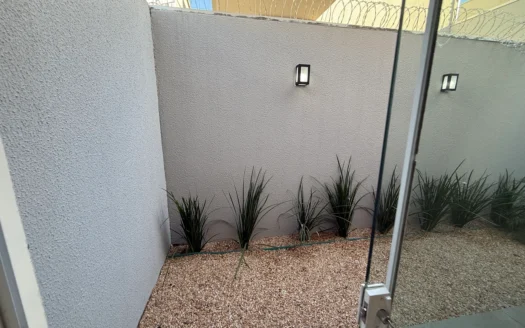 Casa Nova de 3 Suítes