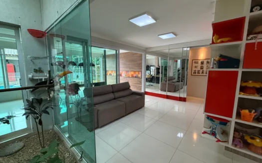 Casa de 3 Quartos sendo 2 Suítes