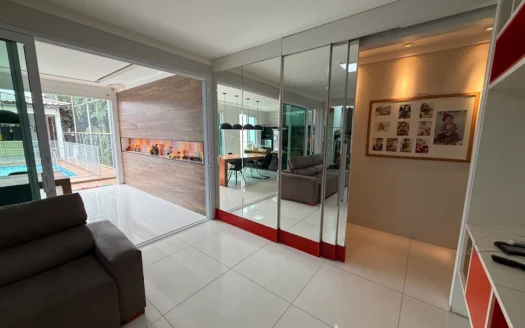 Casa de 3 Quartos sendo 2 Suítes