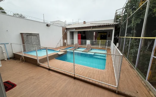 Casa de 3 Quartos sendo 2 Suítes