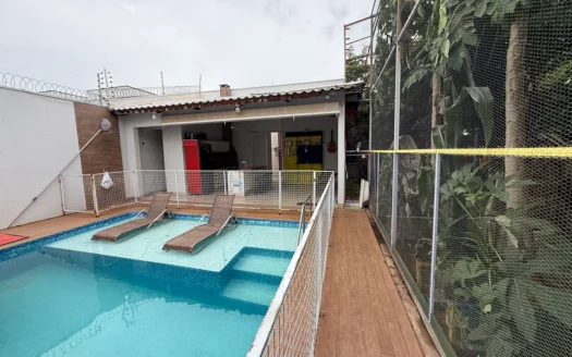 Casa de 3 Quartos sendo 2 Suítes