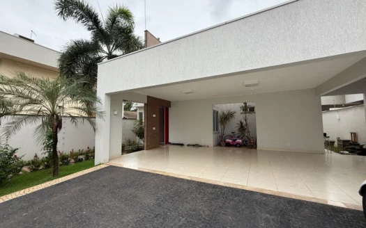 Casa de 3 Quartos sendo 2 Suítes