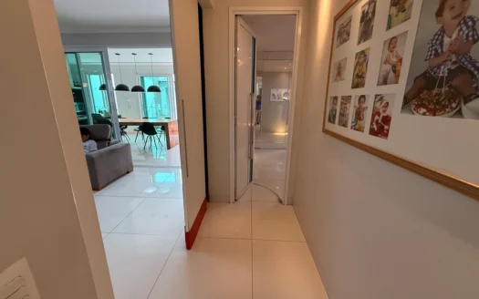 Casa de 3 Quartos sendo 2 Suítes