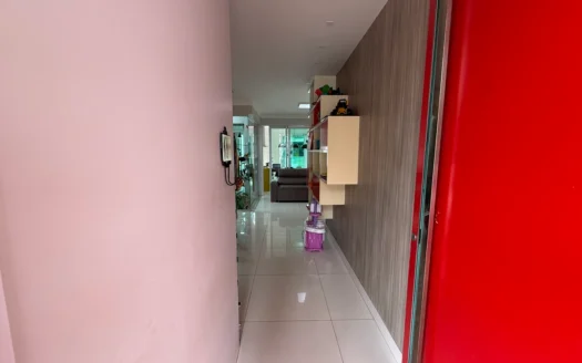 Casa de 3 Quartos sendo 2 Suítes