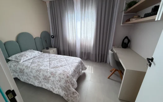 Sobrado em Condomínio