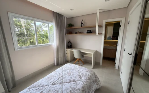 Sobrado em Condomínio