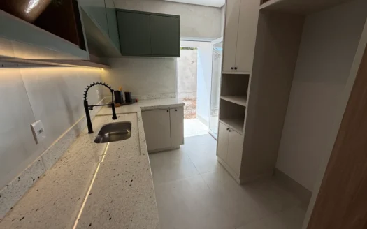 Sobrado em Condomínio