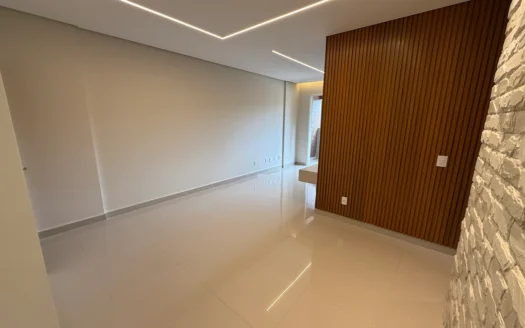 Apartamento com 3 Quartos