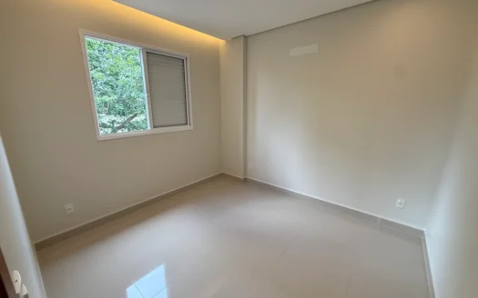 Apartamento com 3 Quartos