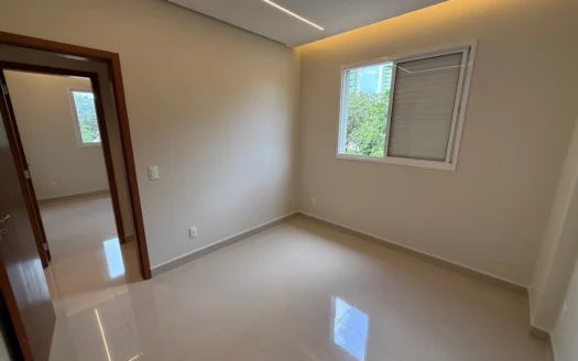 Apartamento com 3 Quartos