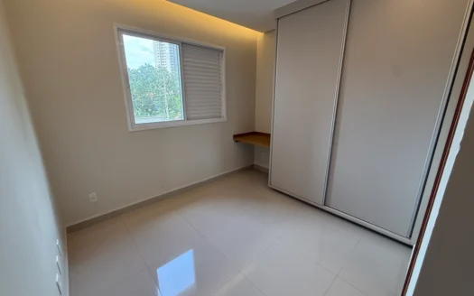 Apartamento com 3 Quartos