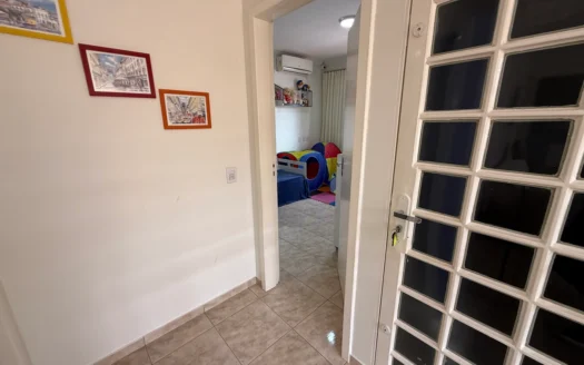 Sobrado com 4 Quartos