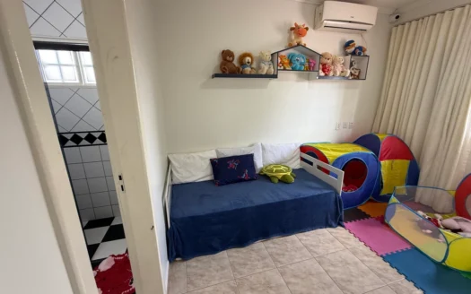 Sobrado com 4 Quartos