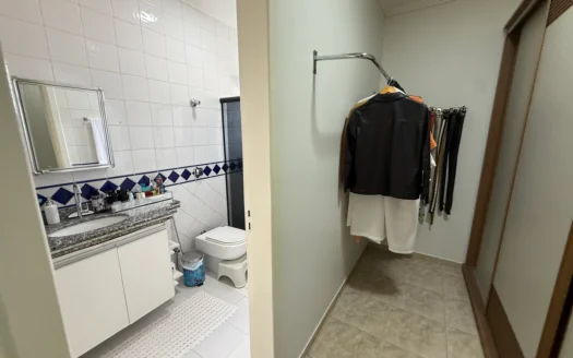 Sobrado com 4 Quartos