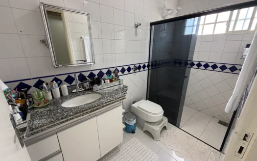 Sobrado com 4 Quartos