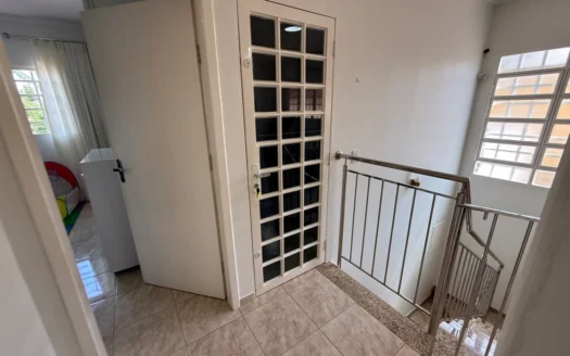 Sobrado com 4 Quartos