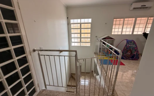 Sobrado com 4 Quartos