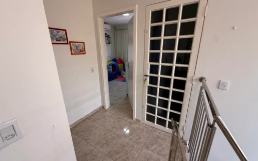 Sobrado com 4 Quartos
