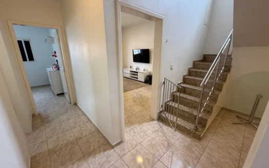 Sobrado com 4 Quartos