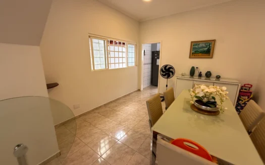 Sobrado com 4 Quartos