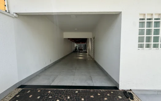 Sobrado com 4 Quartos