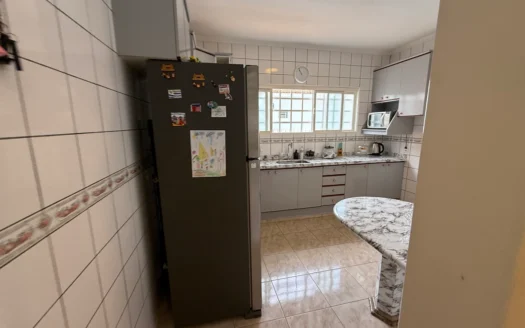 Sobrado com 4 Quartos