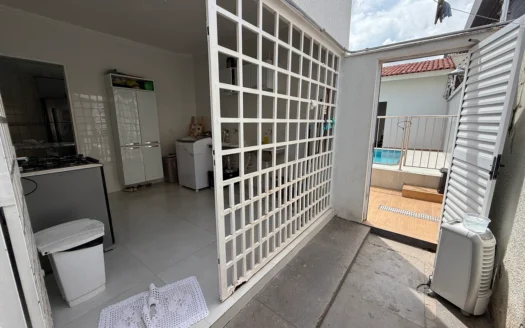 Sobrado com 4 Quartos