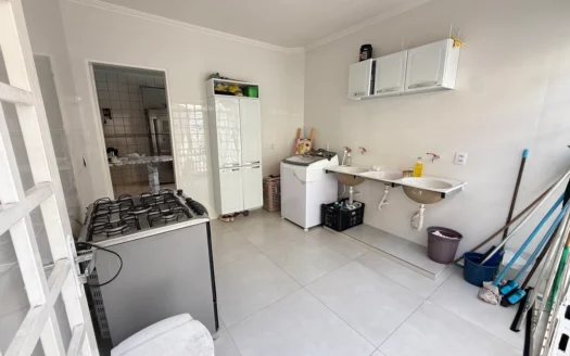 Sobrado com 4 Quartos