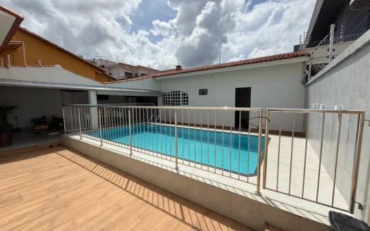 Sobrado com 4 Quartos