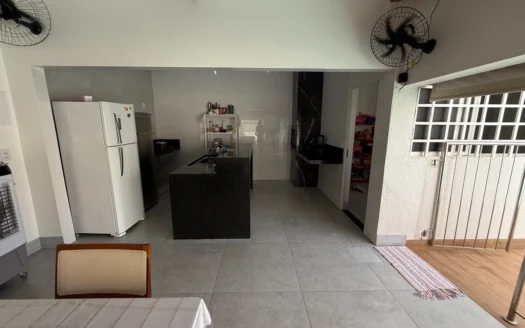 Sobrado com 4 Quartos